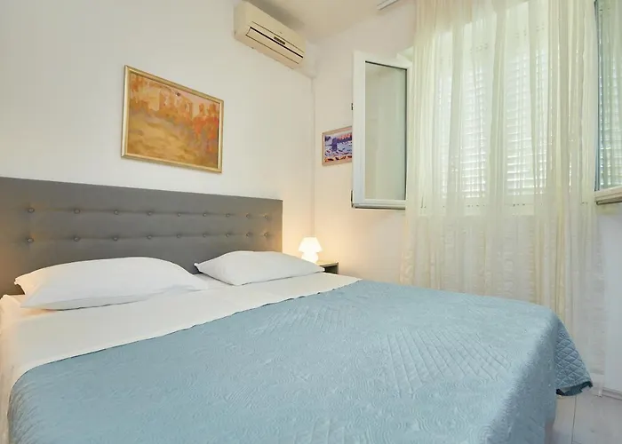 Rose Garden Apartment