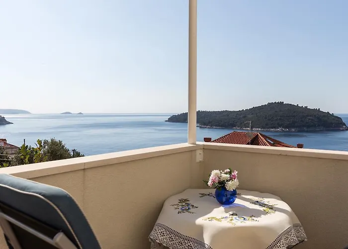 Rose Garden Ντουμπρόβνικ