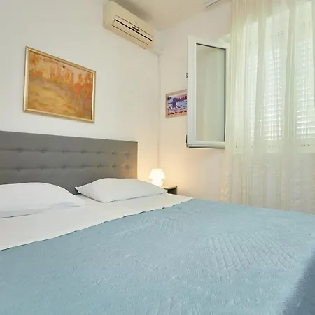 Rose Garden Apartment